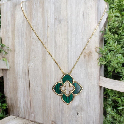 Gold Pointed Clover Pendant Necklace