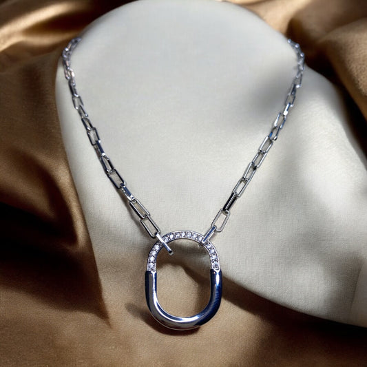 Chain Necklace with Oval Pendant